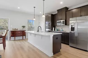 9640 Nature Trl, Montgomery Village, MD 20886 - Photo 10