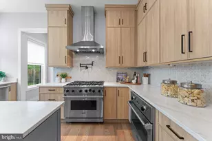 8104 Woodhaven Blvd, Bethesda, MD 20817 - Photo 24