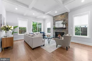 8104 Woodhaven Blvd, Bethesda, MD 20817 - Photo 10