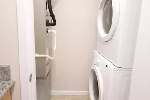 9836 Hellingly Pl, Montgomery Village, MD 20886 - Photo 8