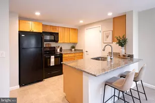 9836 Hellingly Pl, Montgomery Village, MD 20886 - Photo 8