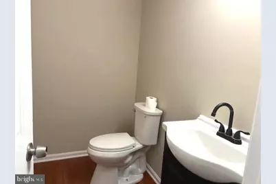 1018 Willowleaf Way, Rockville, MD 20854 - Photo 8