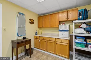 705 Marshall Manor Dr, Silver Spring, MD 20905 - Photo 38