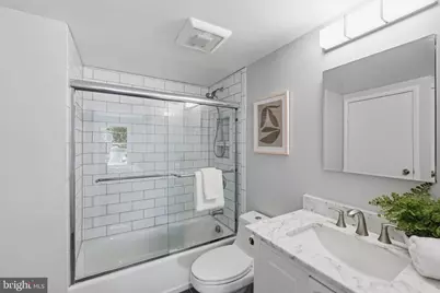 12468 Valleyside Way, Germantown, MD 20874 - Photo 16