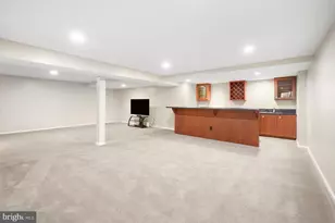 10 Meyer Point Ct, Potomac, MD 20854 - Photo 48