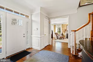 10 Meyer Point Ct, Potomac, MD 20854 - Photo 22