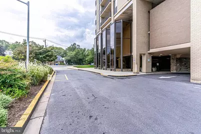 4242 E West Hwy #902, Chevy Chase, MD 20815 - Photo 50