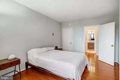 4242 E West Hwy #902, Chevy Chase, MD 20815 - Photo 18