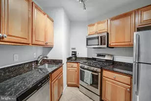 4242 East-West Hwy, Chevy Chase, MD 20815 - Photo 12