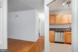 4242 East-West Hwy, Chevy Chase, MD 20815 - Photo 10