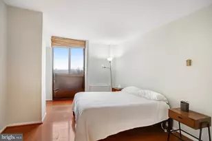 4242 East-West Hwy, Chevy Chase, MD 20815 - Photo 18