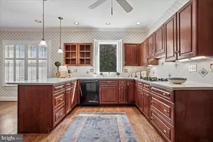 10229 Sundance Ct, Potomac, MD 20854 - Photo 22