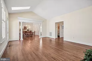 10229 Sundance Ct, Potomac, MD 20854 - Photo 10