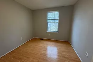 15917 Yukon Ln, Rockville, MD 20855 - Photo 10