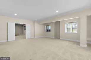 10421 Windsor View Dr, Potomac, MD 20854 - Photo 46