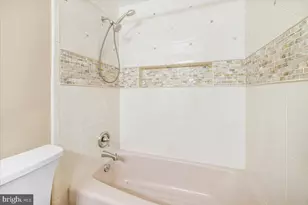 7121 Panorama Dr, Rockville, MD 20855 - Photo 22