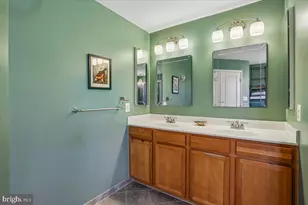 108 Samuel Manor Ct, North Potomac, MD 20878 - Photo 40