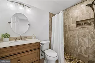 11705 Hitching Post Ln, Rockville, MD 20852 - Photo 28