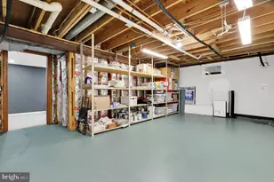 1701 Glastonberry Rd, Potomac, MD 20854 - Photo 32