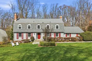 7917 Greentree Rd, Bethesda, MD 20817 - Photo 2