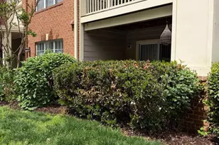 111 Timberbrook Ln, Gaithersburg, MD 20878 - Photo 2