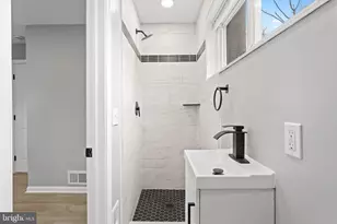 4718 Boiling Brook Pkwy, Rockville, MD 20852 - Photo 26
