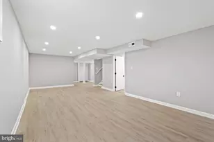 4718 Boiling Brook Pkwy, Rockville, MD 20852 - Photo 12