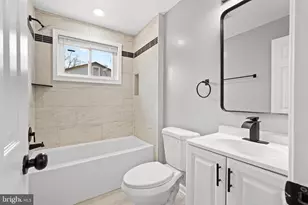 4718 Boiling Brook Pkwy, Rockville, MD 20852 - Photo 14