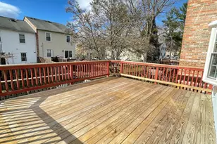 27 Chantilly Ct, Rockville, MD 20850 - Photo 12