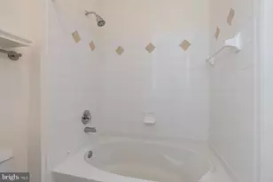 7 Booth St, Gaithersburg, MD 20878 - Photo 18