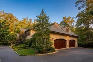 9250 Persimmon Tree Rd, Potomac, MD 20854 - Photo 12