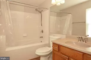 13103 Millhaven Pl, Germantown, MD 20874 - Photo 14