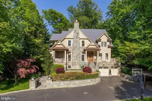 8819 Chalon Dr, Bethesda, MD 20817 - Photo 2