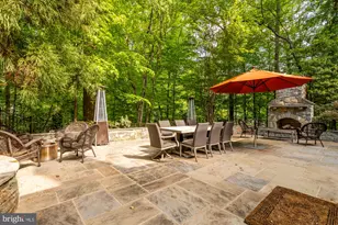 8819 Chalon Dr, Bethesda, MD 20817 - Photo 56