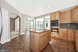 23107 Sycamore Farm Dr, Clarksburg, MD 20871 - Photo 10