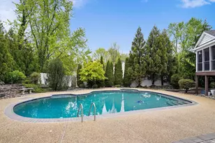 6 Crestview Ct, Potomac, MD 20854 - Photo 6