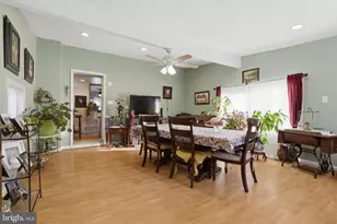 13006 Parkland Dr, Rockville, MD 20853 - Photo 12