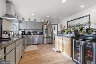 13006 Parkland Dr, Rockville, MD 20853 - Photo 10