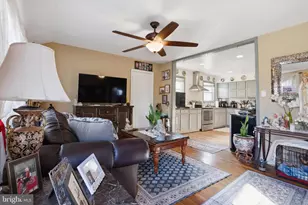 13006 Parkland Dr, Rockville, MD 20853 - Photo 4