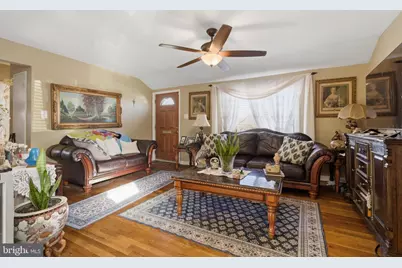 13006 Parkland Drive, Rockville, MD 20853 - Photo 6