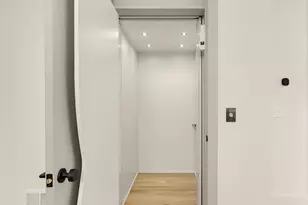 5828 Tanglewood Dr, Bethesda, MD 20817 - Photo 30