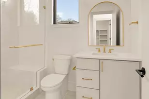 5828 Tanglewood Dr, Bethesda, MD 20817 - Photo 56