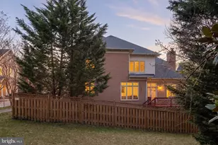 6723 Honesty Dr, Bethesda, MD 20817 - Photo 4