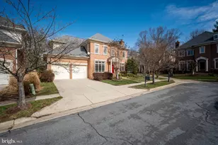 6723 Honesty Dr, Bethesda, MD 20817 - Photo 72