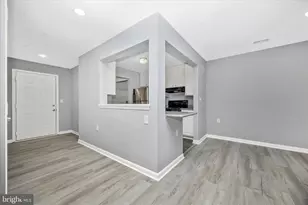 10001 Vanderbilt Cir, Rockville, MD 20850 - Photo 24