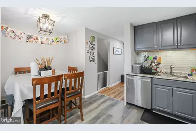 8785 Ravenglass Way, Montgomery Village, MD 20886 - Photo 10