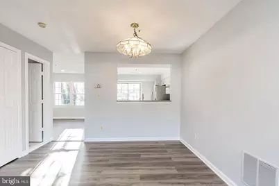 8425 Meadow Green Way, Gaithersburg, MD 20877 - Photo 12