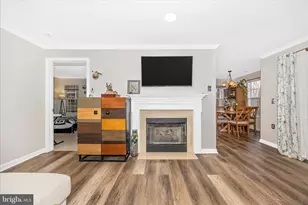 125 Timberbrook Ln, Gaithersburg, MD 20878 - Photo 8