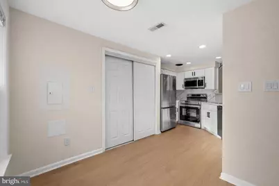 8810 Rustburg Circle, Gaithersburg, MD 20886 - Photo 12