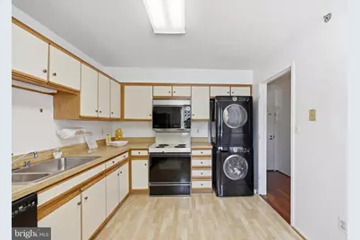 3330 N Leisure World Boulevard N #5-109, Silver Spring, MD 20906 - Photo 8